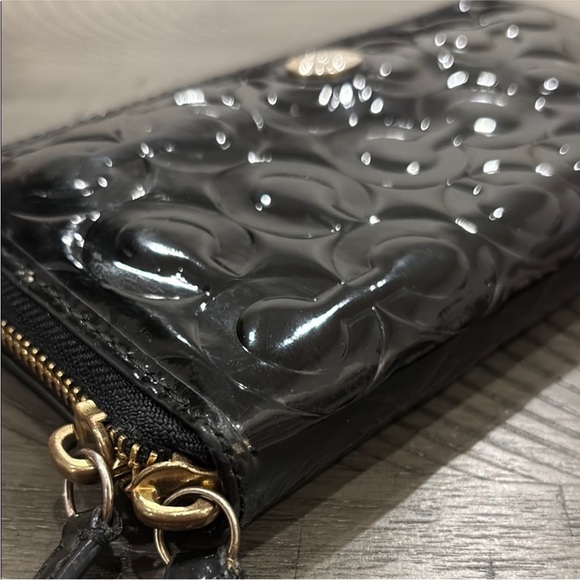 Coach Black Patent Leather Wallet - Picture 4 of 15